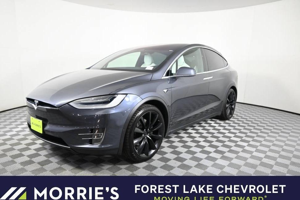 TESLA MODEL X 2019 5YJXCBE25KF182777 image